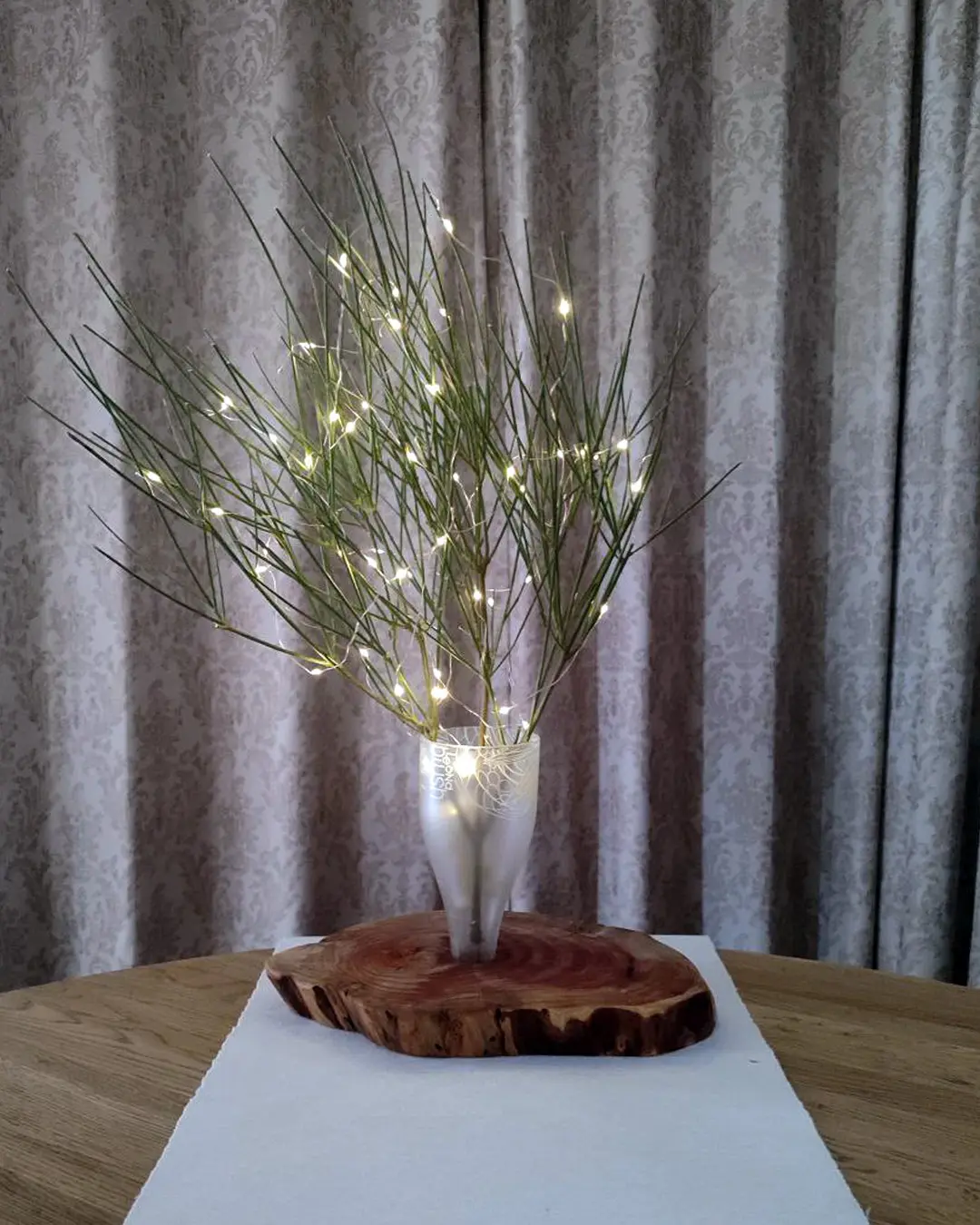 El Yapımı LED Dallı Masa Üstü Aydınlatma