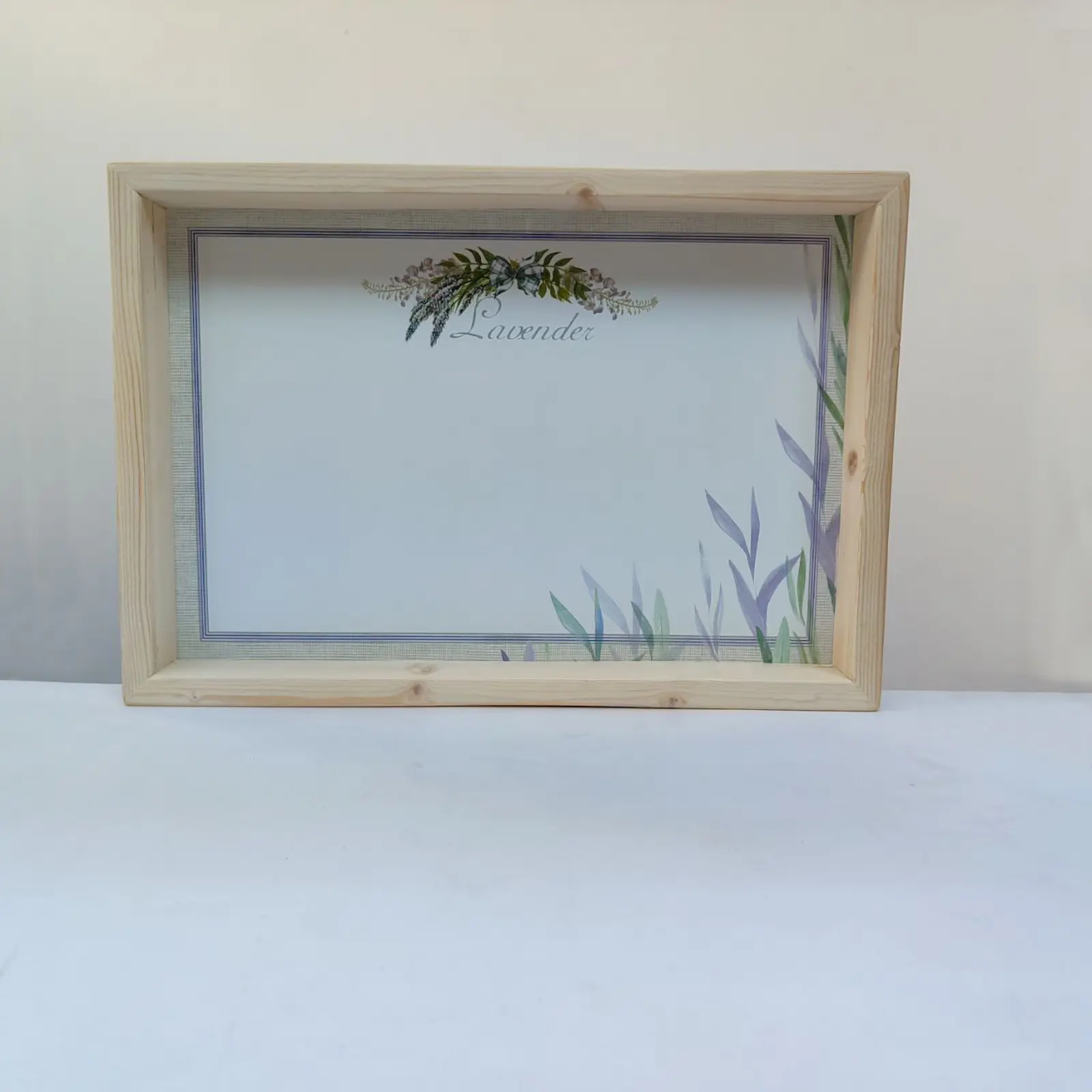 Lavanta Desenli Ahşap Tepsi