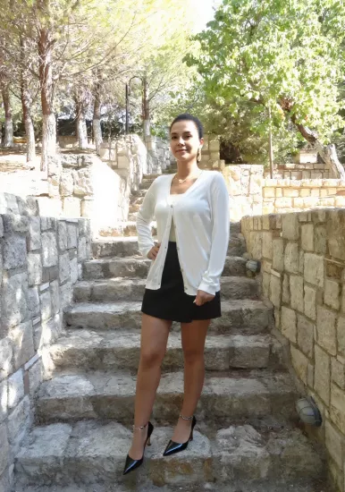 Beyaz Kadın Hırka – Şıklık ve Rahatlık | Metta’s Shop