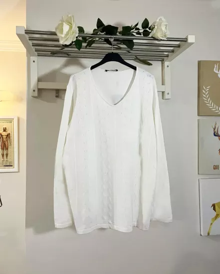 V Yaka Uzun Kollu Ekru Triko Kazak | Metta’s Shop®