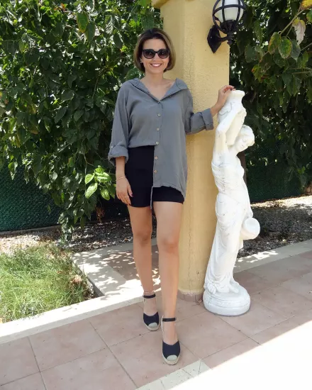 Kadın Füme Renk Kapüşonlu Gömlek