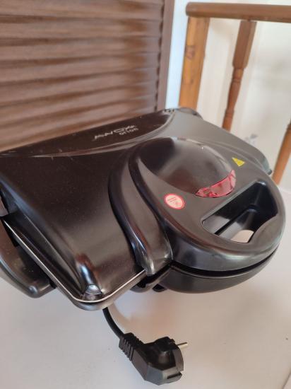 Tost Makinesi