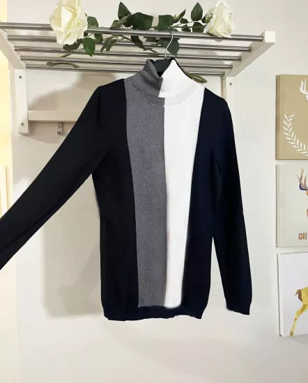 Siyah Gri Beyaz Bloklu Boğazlı Triko | Metta’s Shop®