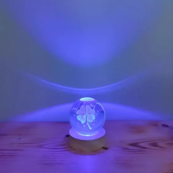 Şans Sembolü Yonca Cam Küre Lamba