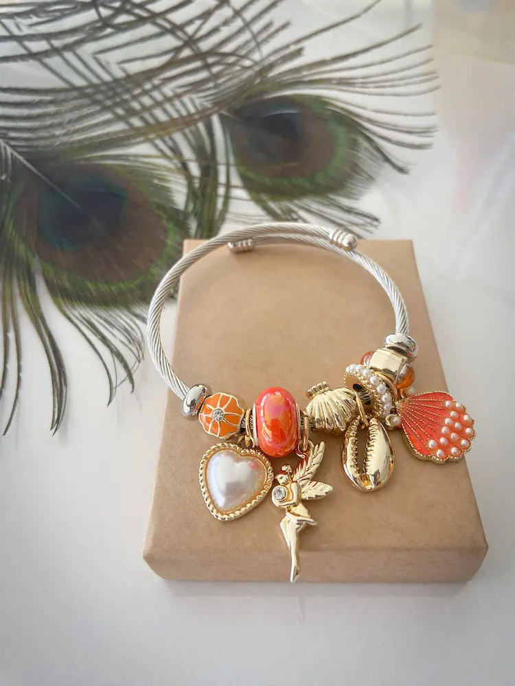 Turuncu Kalp ve Deniz Kabuğu Charm Bileklik