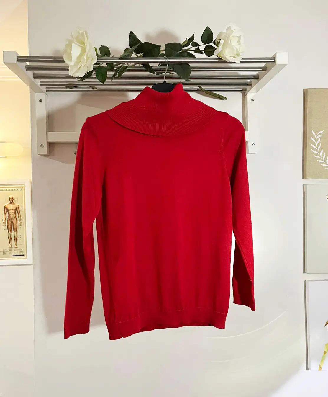 Kırmızı Boğazlı Triko Kazak