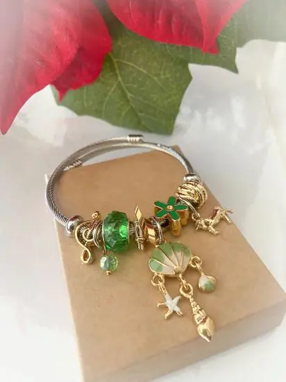 Yeşil Deniz Kabuğu Charm Bileklik