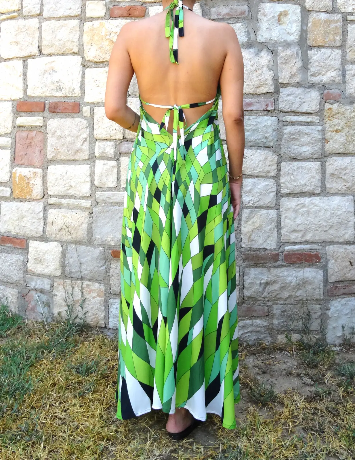 Yeşil  Geometrik Desenli Halter Yaka Uzun Elbise